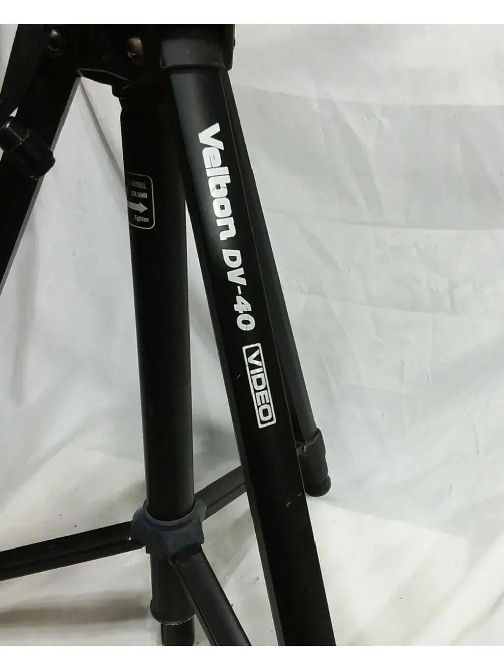 Velbon DV-40 Tripod Multi-Level Camera Video Stand Adjustable Lightweight